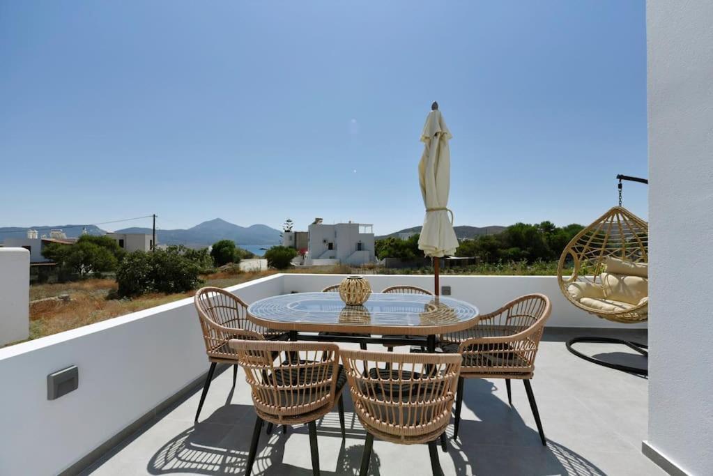 Kryni Deluxe Houses Adamantas  Exterior photo